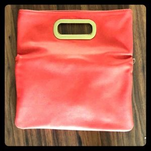 Foldable Clutch
